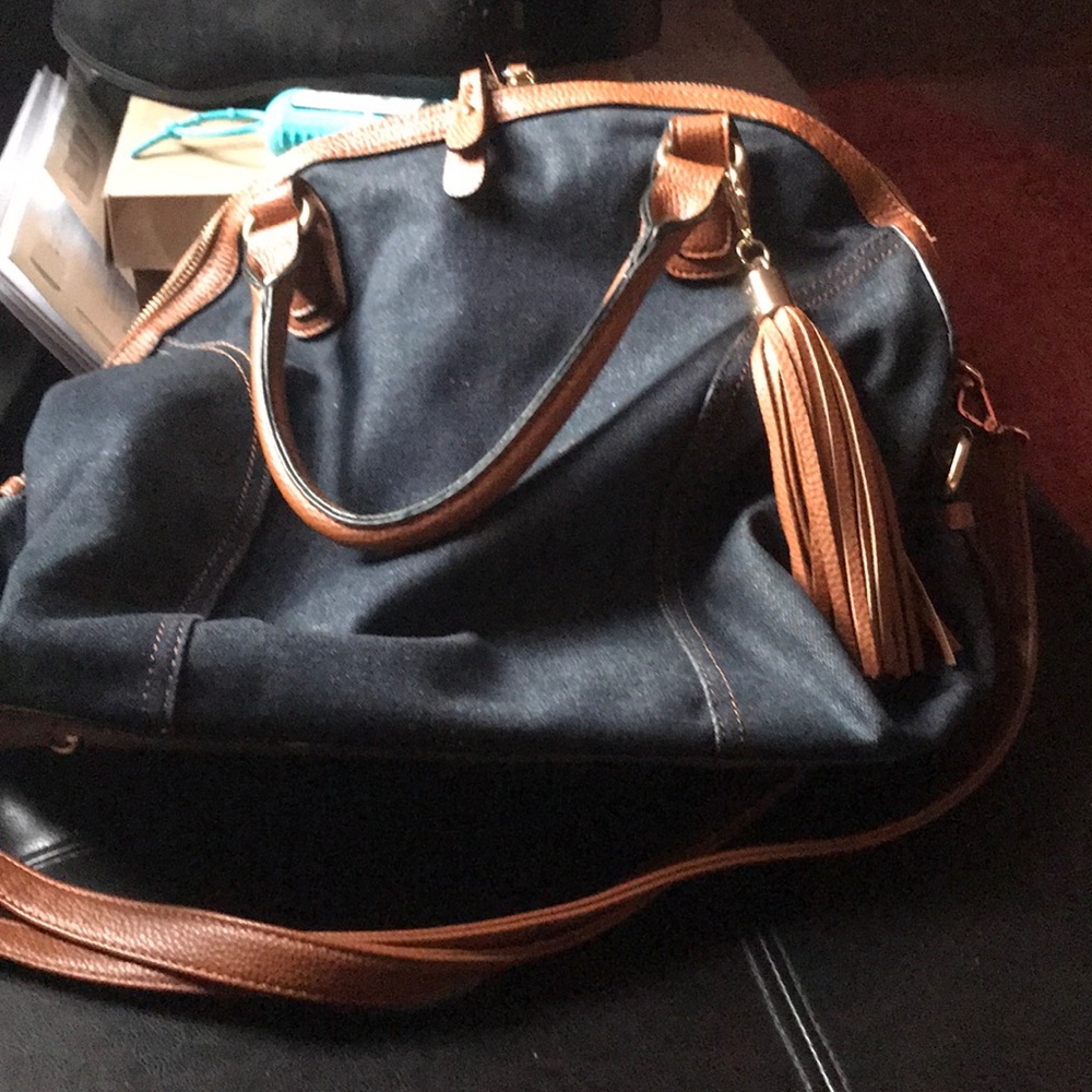 Purse - Picture 2 of 3